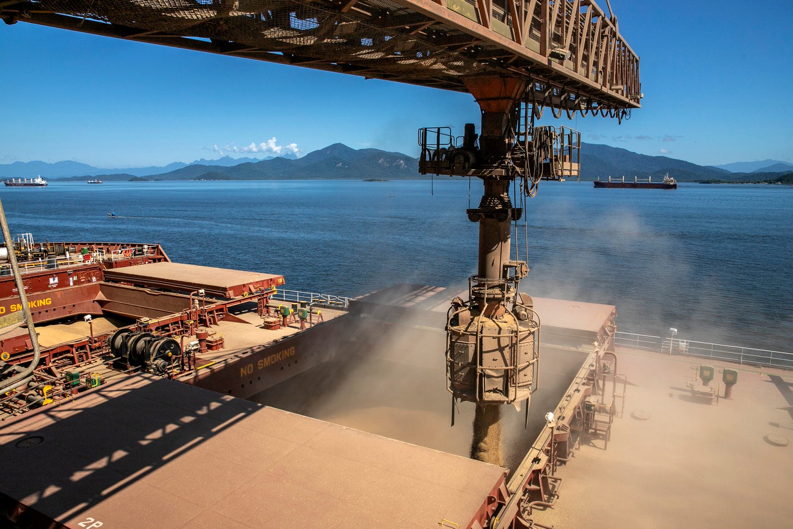 Embarque soja Paranaguá